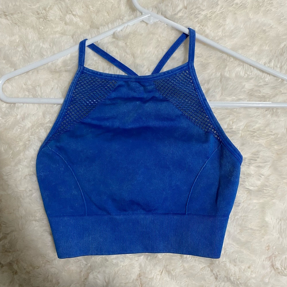 Urban outfitters sports top💙